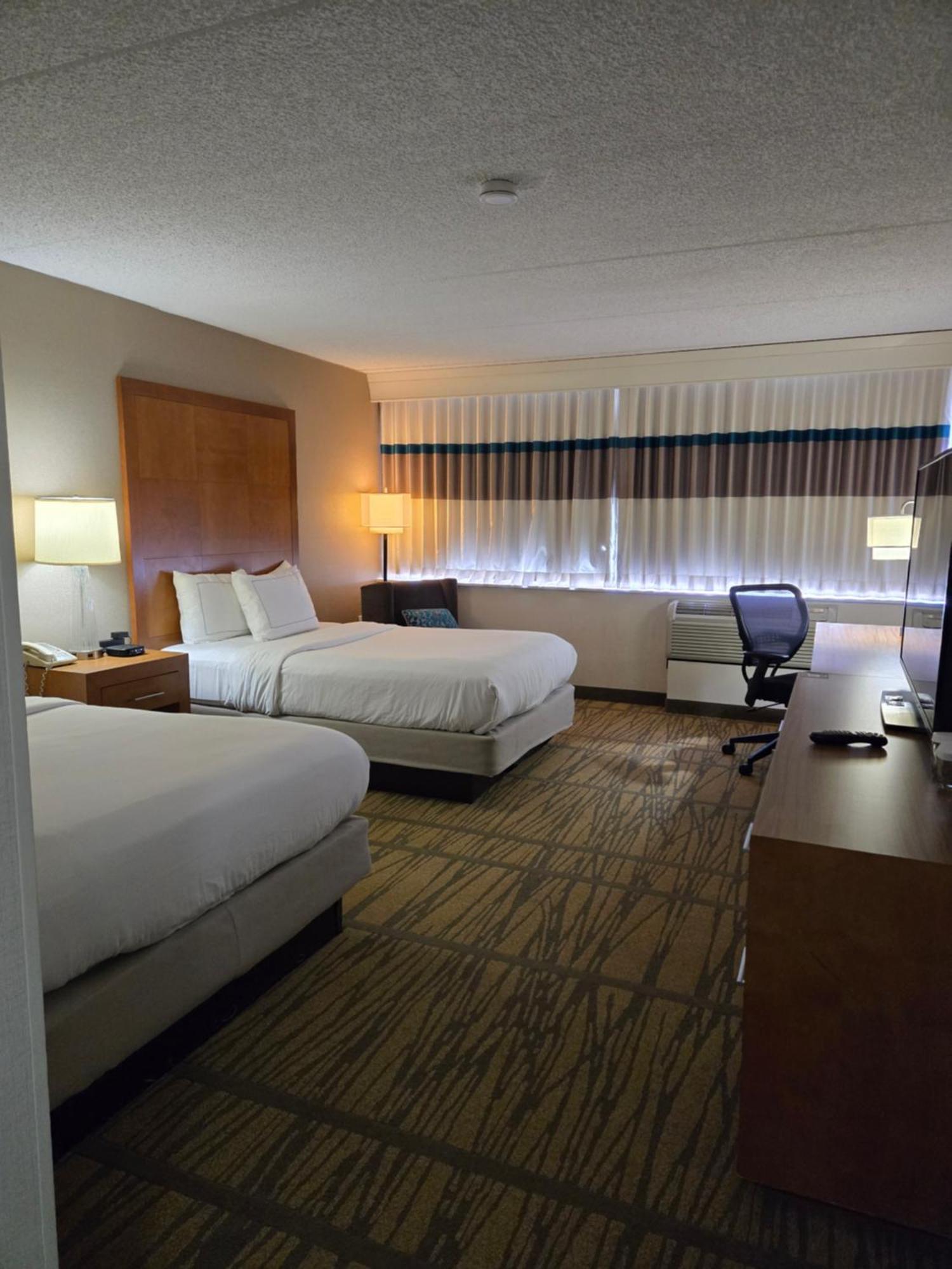 Doubletree By Hilton Rochester Henrietta Exterior photo